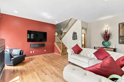 Living - 8103 Elde Dr, Spokane, WA 99212 photo 5 of 7