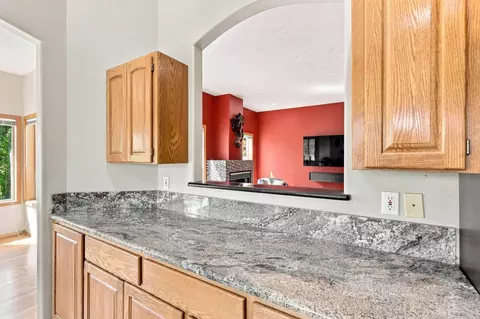 Kitchen - 8103 Elde Dr, Spokane, WA 99212 photo 4 of 5