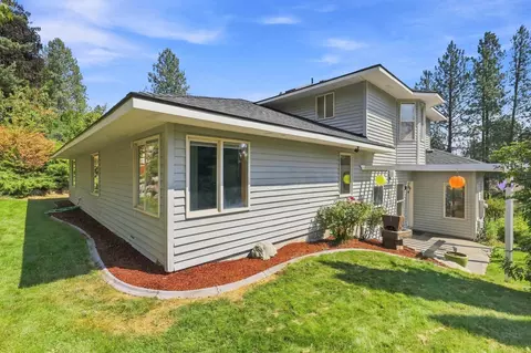 Exterior - 8103 Elde Dr, Spokane, WA 99212 photo 8 of 9