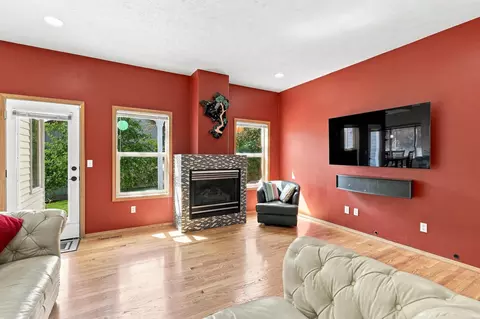 Living - 8103 Elde Dr, Spokane, WA 99212 photo 4 of 7