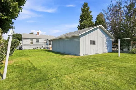 Exterior - 2710 E Hoffman Ave, Spokane, WA 99207 photo 3 of 9