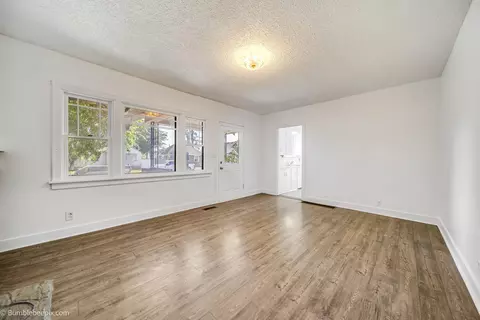 Living - 511 E Wabash Ave, Spokane, WA 99207 photo 1 of 2