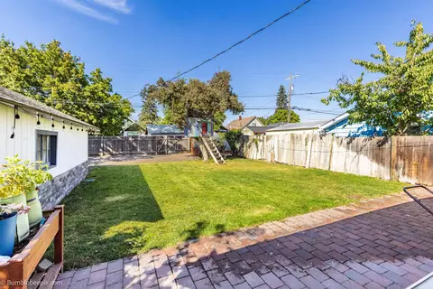 Exterior - 511 E Wabash Ave, Spokane, WA 99207 photo 4 of 10