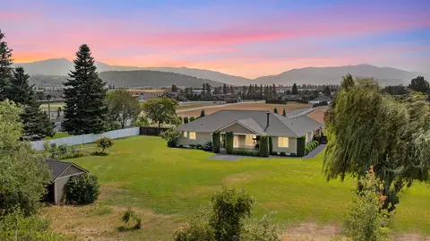 3210 N Molter Rd, Otis Orchards, WA 99027