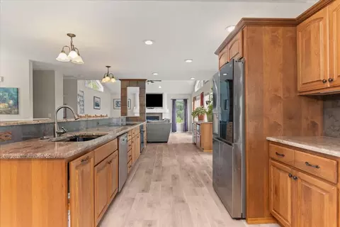 Kitchen - 23214 N Perry Rd, Colbert, WA 99005 photo 2 of 4
