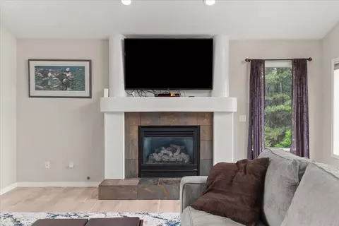 Living - 23214 N Perry Rd, Colbert, WA 99005 photo 2 of 2