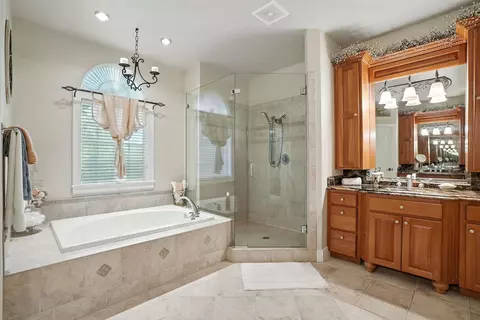 Bath - 1505 E Legacy Ln, Spokane, WA 99208 photo 1 of 10