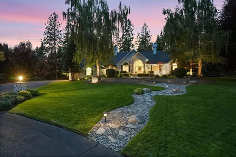 Exterior - 1505 E Legacy Ln, Spokane, WA 99208 photo 5 of 14