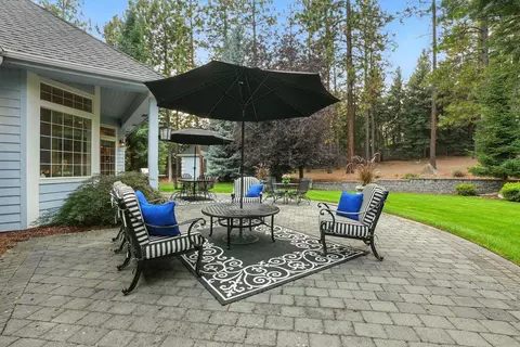 Exterior - 1505 E Legacy Ln, Spokane, WA 99208 photo 11 of 14