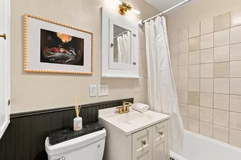 Bath - 35 E 29th Ave, Spokane, WA 99203 photo 1 of 4
