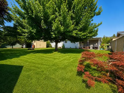 Exterior - 2833 W Lyons Ave, Spokane, WA 99208 photo 7 of 8