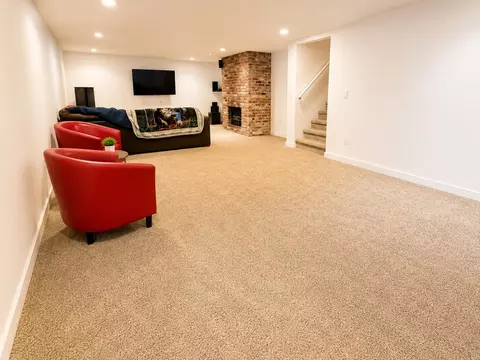 Living - 2833 W Lyons Ave, Spokane, WA 99208 photo 7 of 7