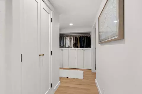 Entry Way - 312 E 27th Ave, Spokane, WA 99203 photo 6 of 6