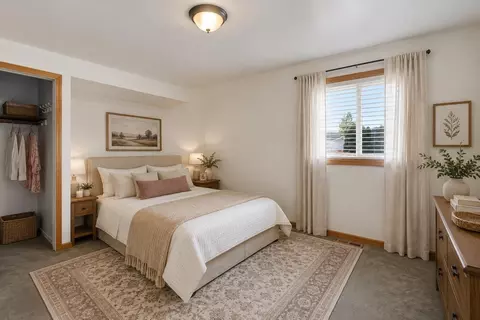 Bedroom - 534 E Cozza Dr, Spokane, WA 99208 photo 2 of 7