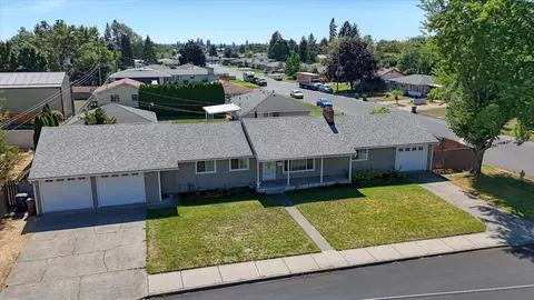 View/Area - 534 E Cozza Dr, Spokane, WA 99208 photo 3 of 3