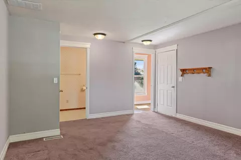 Bedroom - 534 E Cozza Dr, Spokane, WA 99208 photo 7 of 7