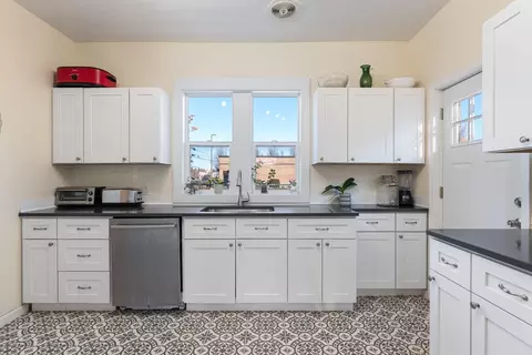 Kitchen - 2012 N Ruby St, Spokane, WA 99207 photo 1 of 4