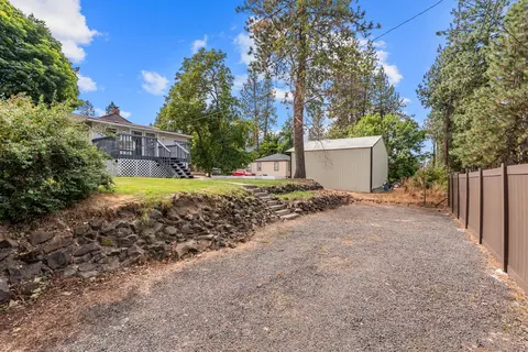 Exterior - 3929 E 8th Ave, Spokane, WA 99202 photo 7 of 9