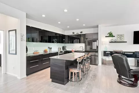 Kitchen - 2007 W Bridge Ave, Spokane, WA 99201 photo 1 of 5