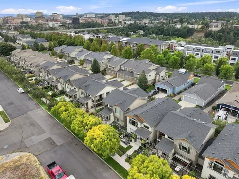 View/Area - 2007 W Bridge Ave, Spokane, WA 99201 photo 4 of 7