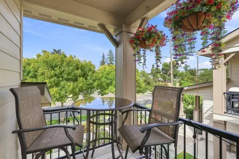 Exterior - 2007 W Bridge Ave, Spokane, WA 99201 photo 5 of 6