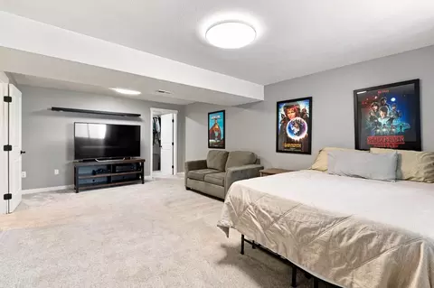 Bedroom - 416 E Blackhawk Dr, Spokane, WA 99208 photo 5 of 8