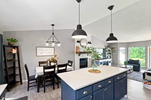 Kitchen - 416 E Blackhawk Dr, Spokane, WA 99208 photo 5 of 5