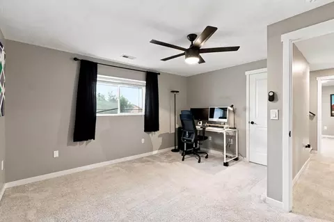 Bedroom - 416 E Blackhawk Dr, Spokane, WA 99208 photo 6 of 8