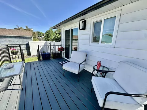 Exterior - 307 E Joseph Ave, Spokane, WA 99208 photo 7 of 9