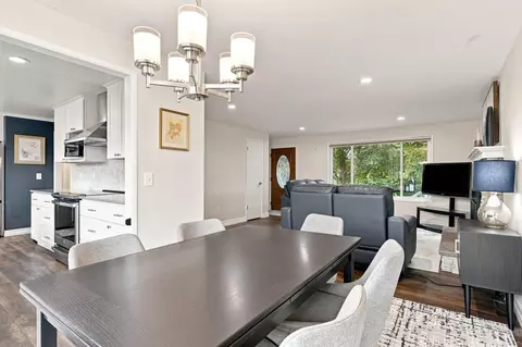 Dining - 2652 E 33rd Ave, Spokane, WA 99223 photo 1 of 2