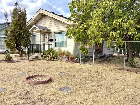 Exterior - 3923 E Pacific Ave, Spokane, WA 99202 photo 2 of 9