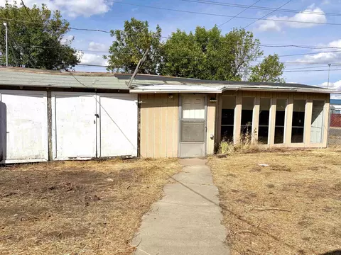Exterior - 3923 E Pacific Ave, Spokane, WA 99202 photo 8 of 9