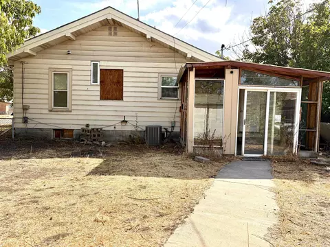 Exterior - 3923 E Pacific Ave, Spokane, WA 99202 photo 5 of 9