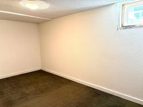 Bedroom - 3923 E Pacific Ave, Spokane, WA 99202 photo 5 of 6