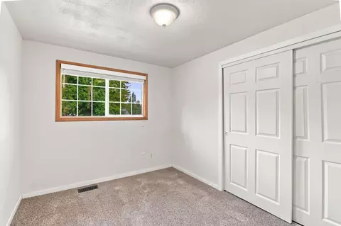 Bedroom - 10104 E 13th Ave, Spokane, WA 99206 photo 2 of 3