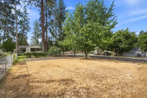 Exterior - 10104 E 13th Ave, Spokane, WA 99206 photo 4 of 7