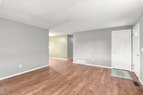 Living - 10104 E 13th Ave, Spokane, WA 99206 photo 3 of 3