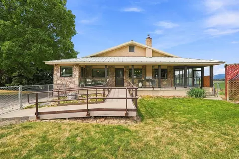 2343 Flowery Trail Rd, Chewelah, WA 99109