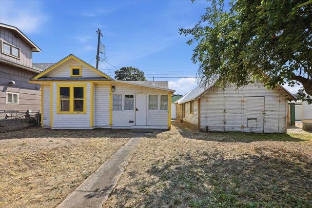 1127 Gordon Ave, Spokane, WA 99205