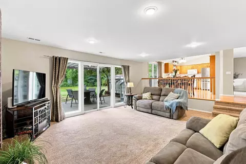 Living - 5516 E Birkenhead Ln, Colbert, WA 99005 photo 5 of 5