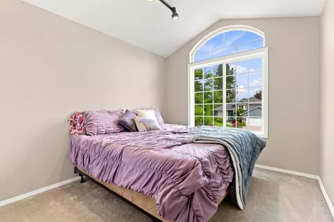 Bedroom - 5516 E Birkenhead Ln, Colbert, WA 99005 photo 3 of 5