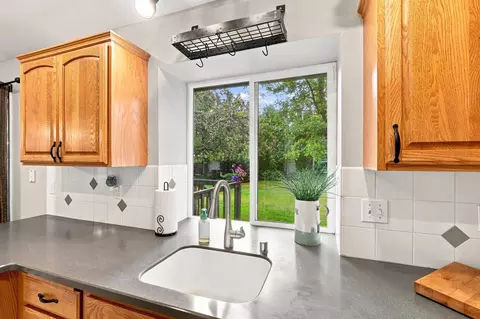 Kitchen - 5516 E Birkenhead Ln, Colbert, WA 99005 photo 3 of 3