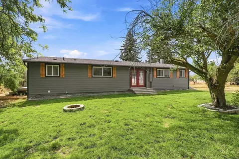 41917 N Sherman Rd, Deer Park, WA 99006