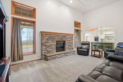 Living - 507 E Ziegler Ln, Colbert, WA 99005 photo 2 of 3