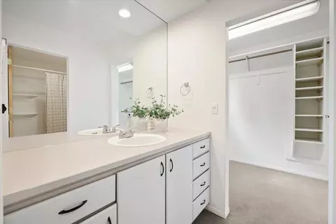 Bath - 3313 E 12th Ave, Spokane, WA 99202 photo 2 of 4