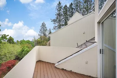 Exterior - 3313 E 12th Ave, Spokane, WA 99202 photo 5 of 8