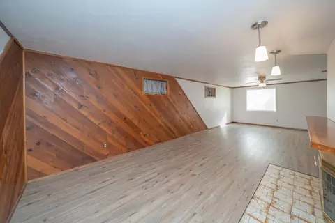 Living - 3906 E 15th Ave, Spokane, WA 99223 photo 6 of 7