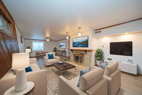 Living - 3906 E 15th Ave, Spokane, WA 99223 photo 4 of 7