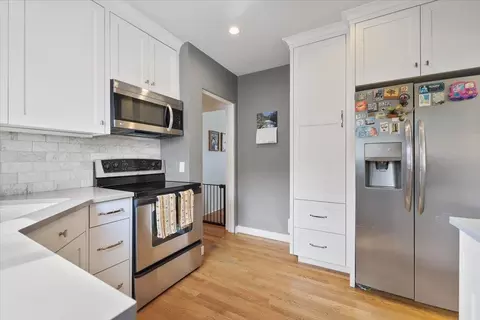 Kitchen - 718 E 40th Ave, Spokane, WA 99203 photo 2 of 4
