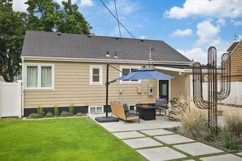 Exterior - 718 E 40th Ave, Spokane, WA 99203 photo 6 of 9